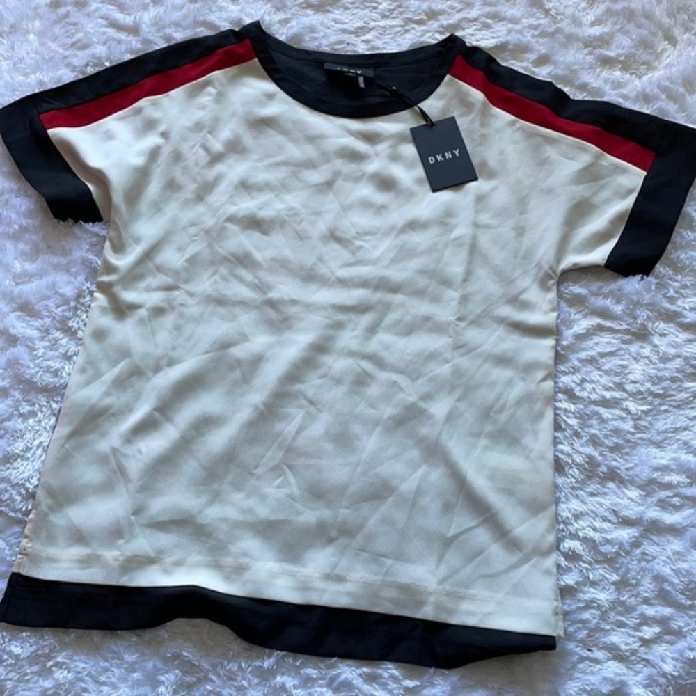 DKNY NWT Mod Boxy Top